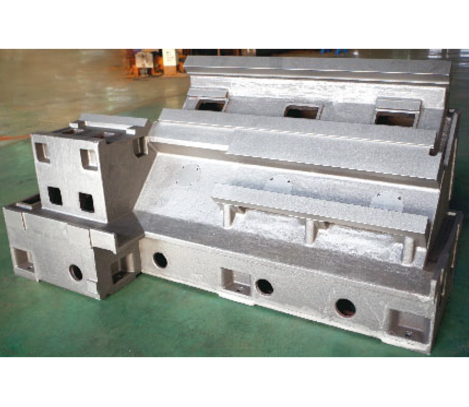 Integral inclined bed wear-resistant alloy castings
